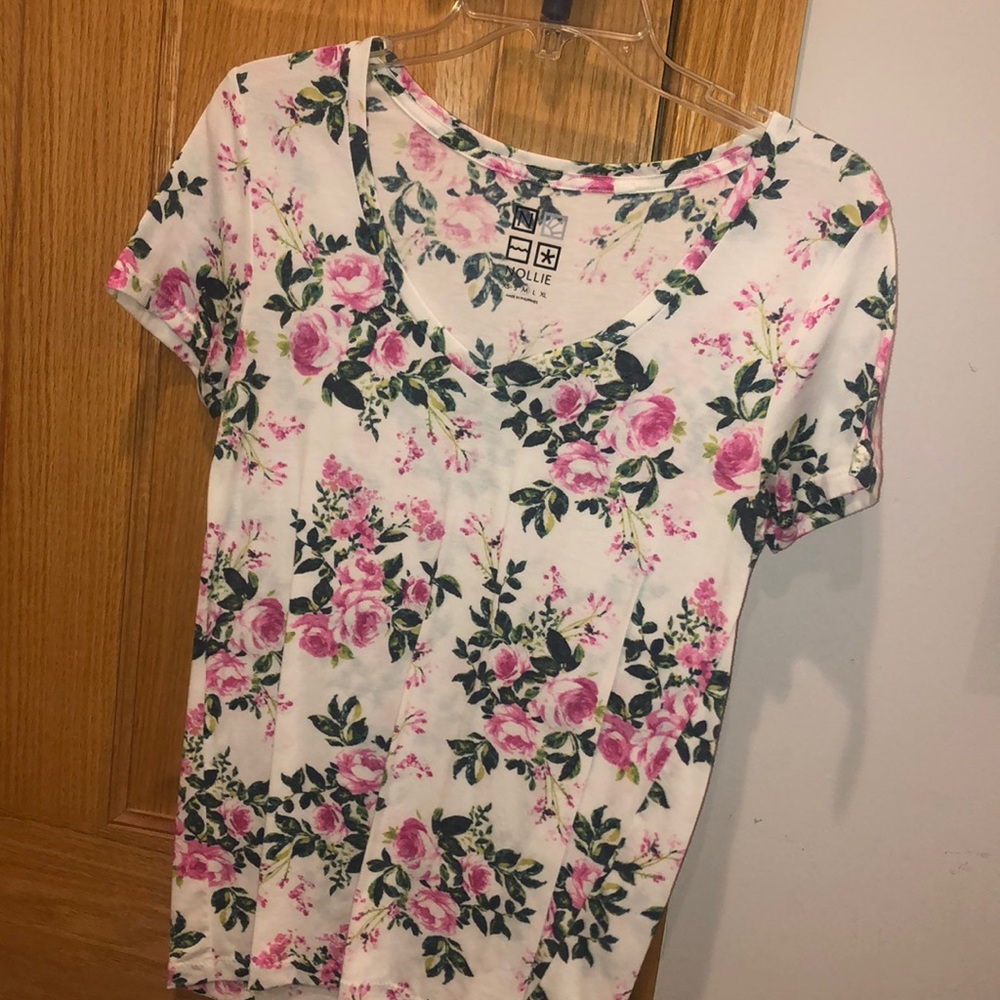 V neck t-shirt